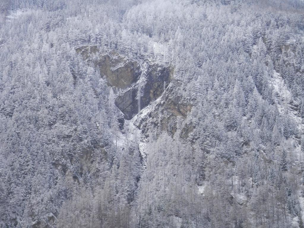 Ferienhaus Alpenroyal Längenfeld Pokoj fotografie
